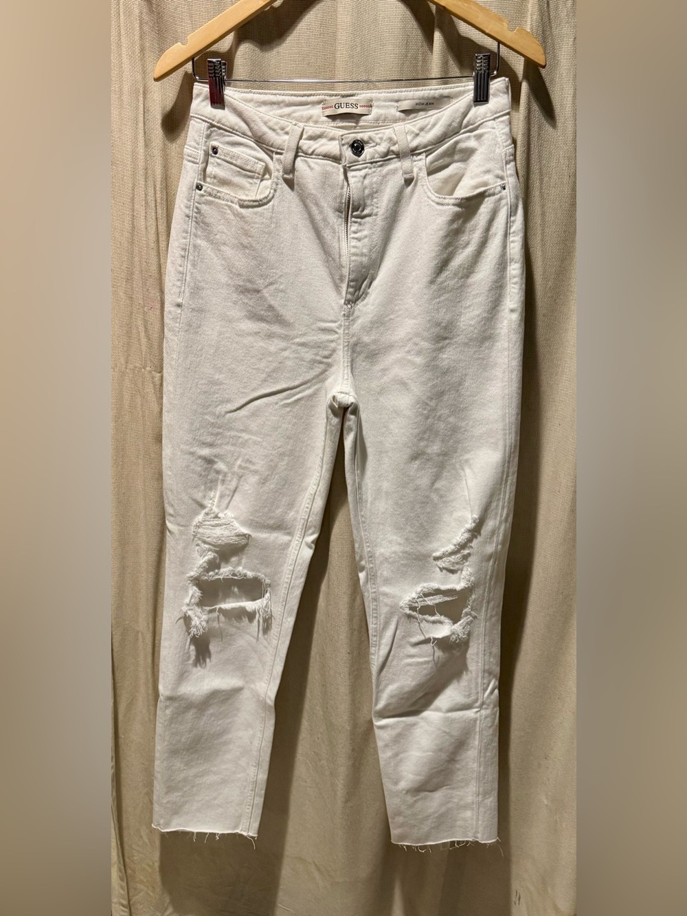 GUESS Women's White Slim Straight Distressed Jeans